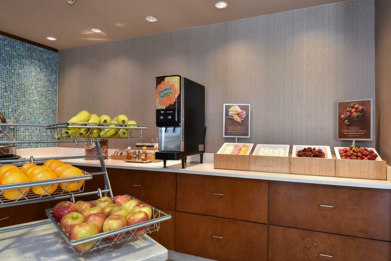 Springhill Suites Columbia Downtown The Vista Exterior photo